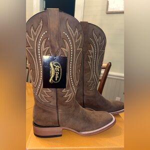 Women’s JB Dillon cowgirl boots NWT